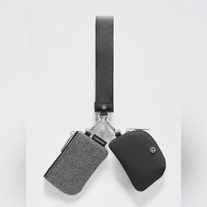 ✨NWT✨Lululemon: Dual Pouch Wristlet Glitter